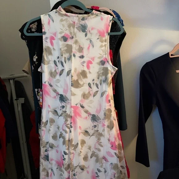 Vince Camuto Pink and Cream Floral Maxi Dress - Picture 3 of 9